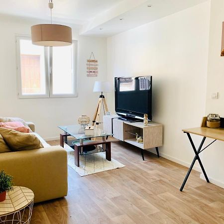 Thuir, Charmante Maison T2 Climatisee Villa Bagian luar foto