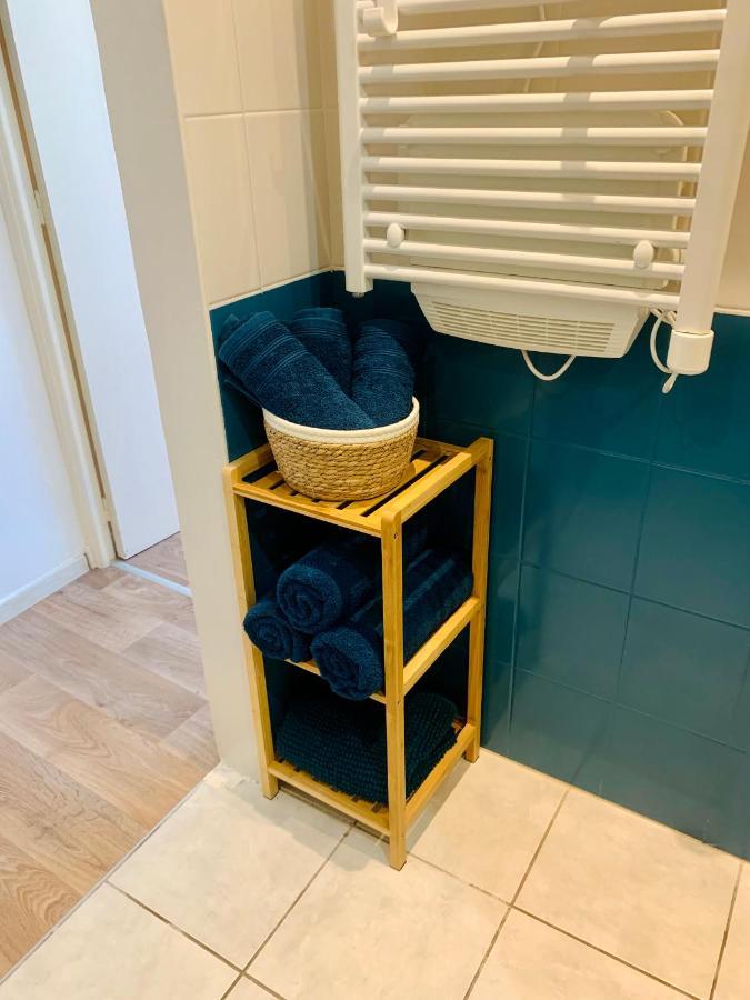 Thuir, Charmante Maison T2 Climatisee Villa Bagian luar foto