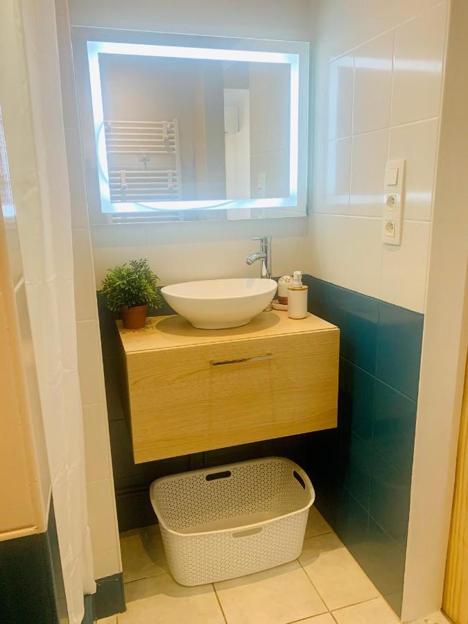 Thuir, Charmante Maison T2 Climatisee Villa Bagian luar foto